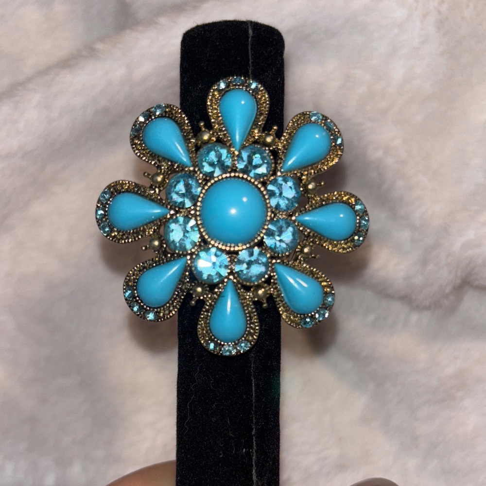 Turquoise and Gold Floral Statement Stretch Ring